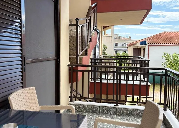 Athina Gia Апартаменты *
