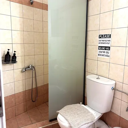 Athina Gia Apartment