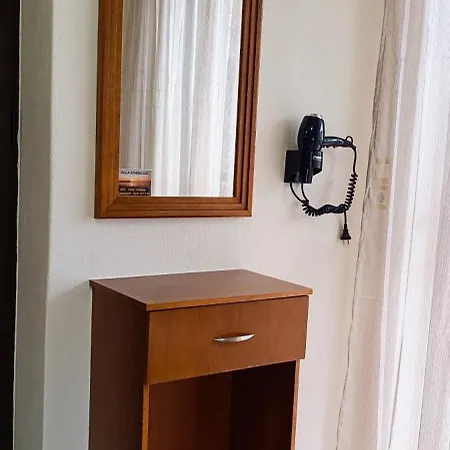 Athina Gia Apartment *