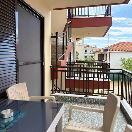 Athina Gia Apartment *